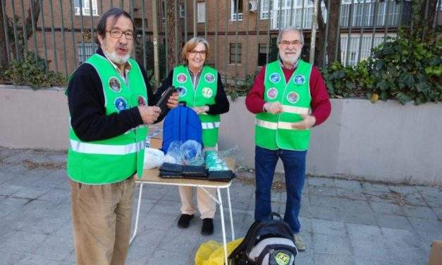 Éxito en la primera jornada de limpieza ciudadana en Alameda de Osuna (Barajas)