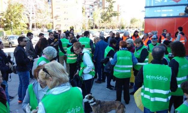 Éxito en la primera jornada de limpieza ciudadana en Alameda de Osuna (Barajas)