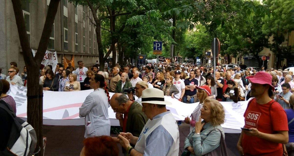 Centenares de personas regresan a La Princesa en defensa de la sanidad pública