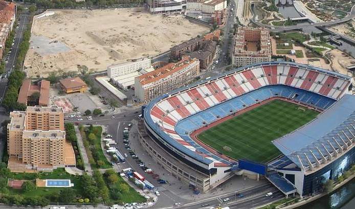“Las obras se hacen bien o no se hacen”, insisten las AMPAs y asociaciones vecinales ante el plan de derribo del Vicente Calderón