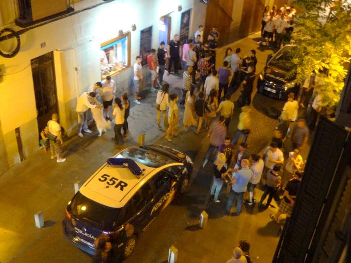Barrio de La Latina (Centro): “esta noche salimos a la calle para poder dormir”