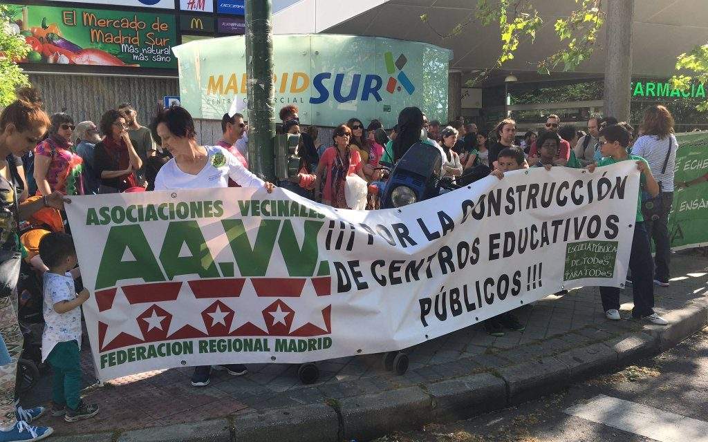 El proceso de escolarización vuelve a sacar a la luz la falta de plazas y centros públicos en la región