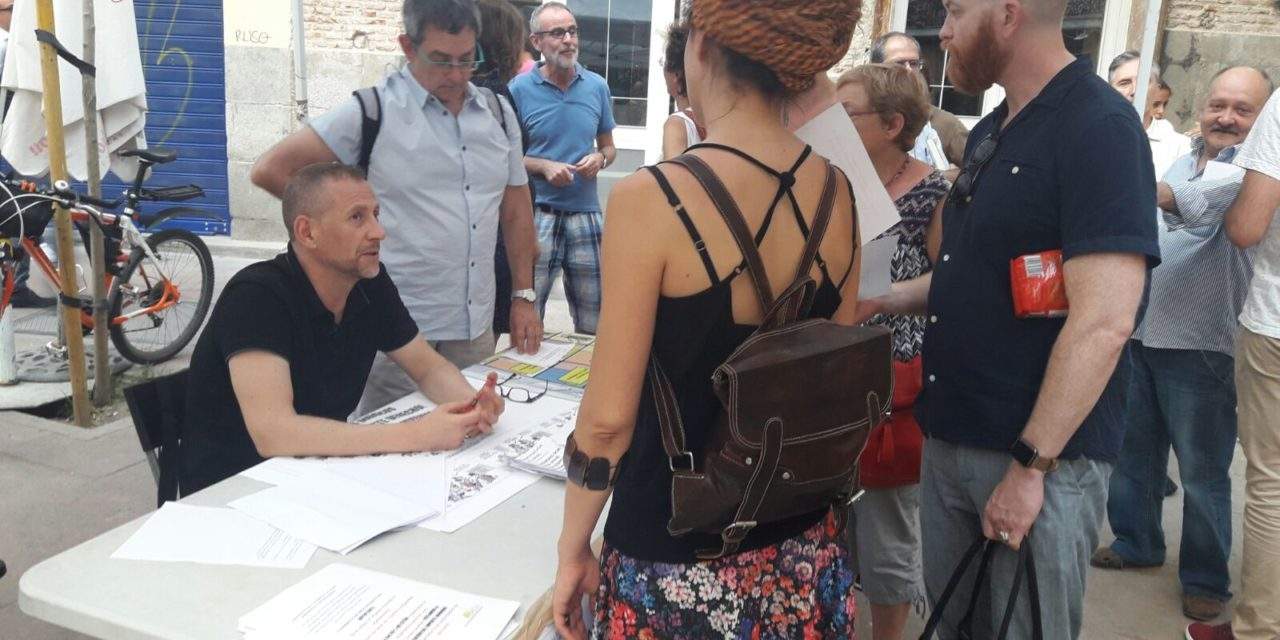 La asociación vecinal de Las Letras inicia una campaña contra la turistificación del barrio