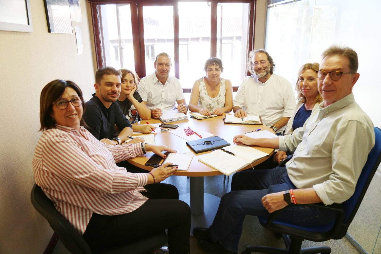 CCOO ofrecerá un servicio de asesoría laboral en las asociaciones vecinales de la capital