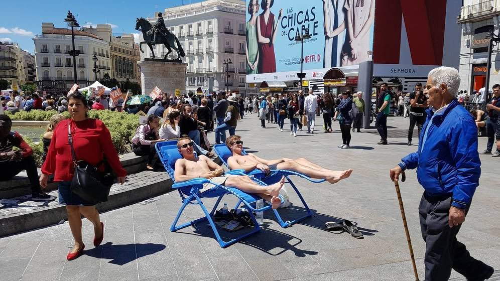 La FRAVM propone la creación de una tasa turística regional y una moratoria de licencias hoteleras en el distrito Centro