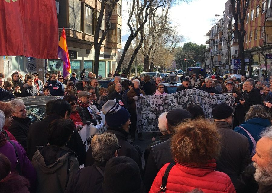 Una manifestación reclama el cambio de nombre del paseo Muñoz Grandes por Marcelino Camacho