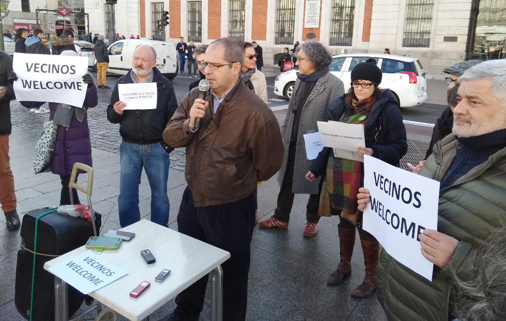 Moratoria o barbarie: asociaciones vecinales, ecologistas y pro vivienda piden la paralización de las licencias turísticas