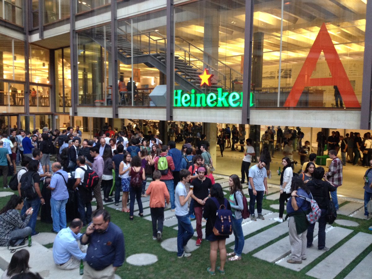 Admitido a trámite el recurso contra la celebración de eventos en la sede del Colegio de Arquitectos