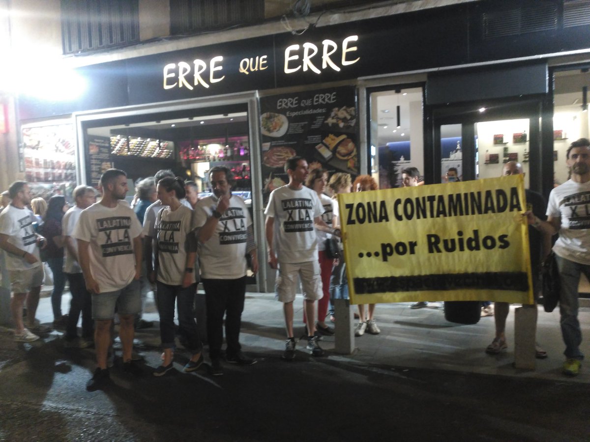 La vecindad de La Latina pide a la alcaldesa que actúe ante la degradación del distrito Centro