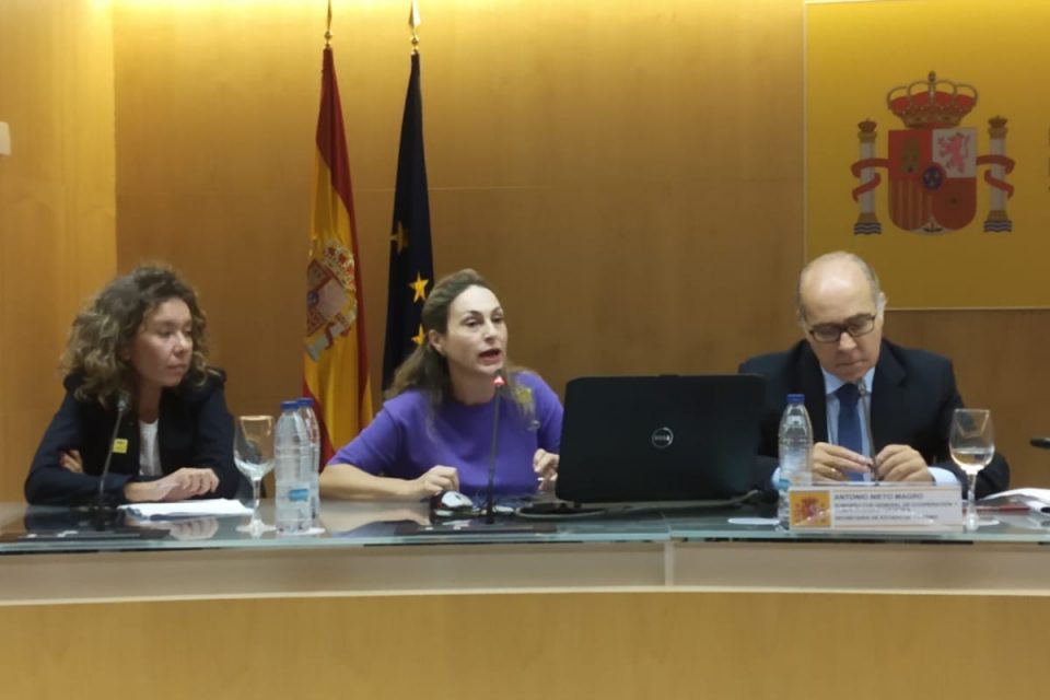 Las propuestas vecinales para frenar las viviendas turísticas llegan al Ministerio de Industria