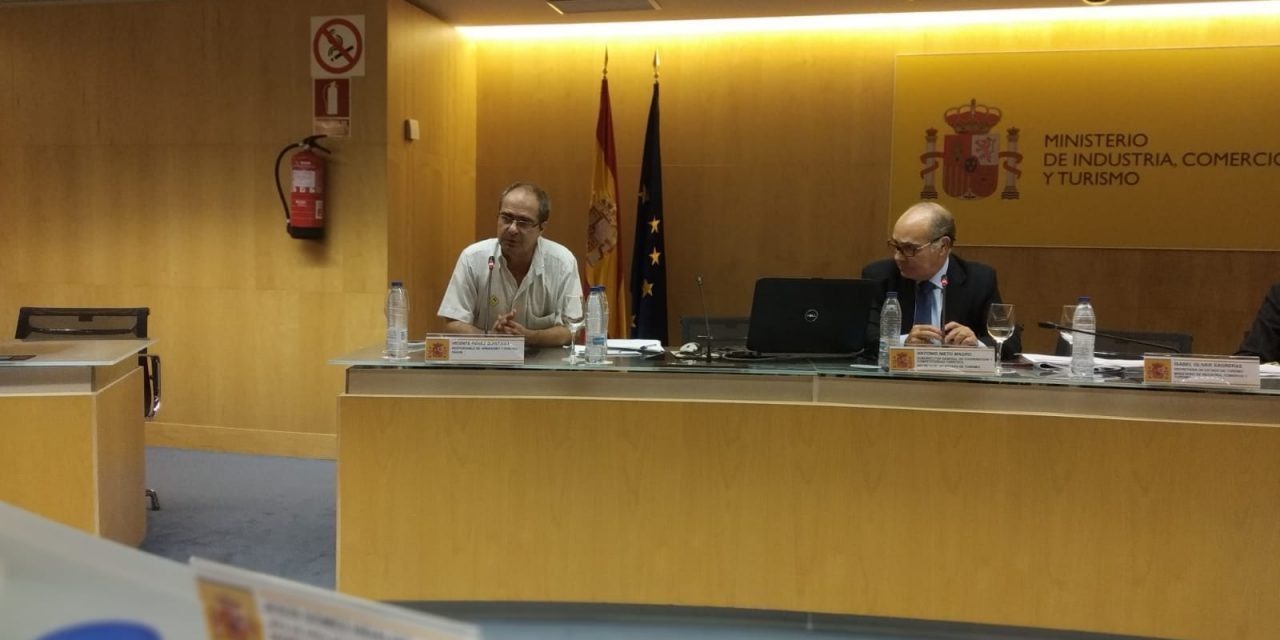 Las propuestas vecinales para frenar las viviendas turísticas llegan al Ministerio de Industria
