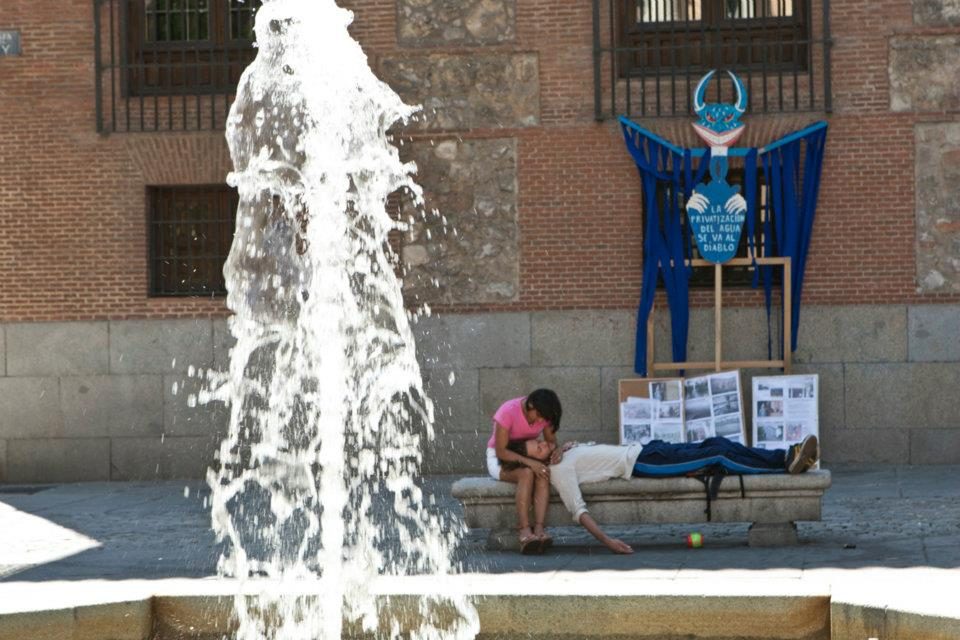 Frente al bono social, garanticemos un mínimo vital de agua para toda la población
