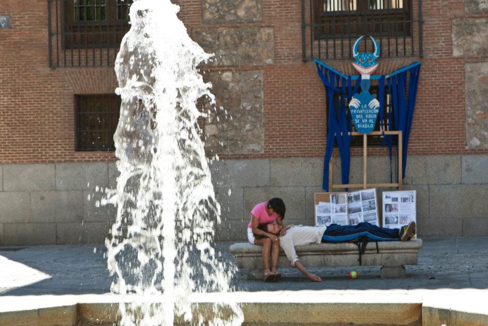 Frente al bono social, garanticemos un mínimo vital de agua para toda la población