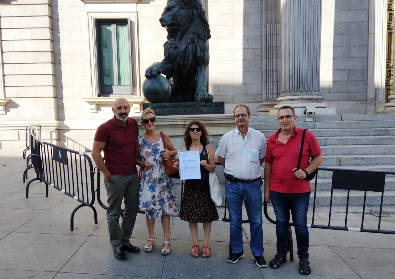 AAVV de todo el Estado solicitan que el presidente de la CNMC explique en el Congreso su posición sobre las viviendas turísticas
