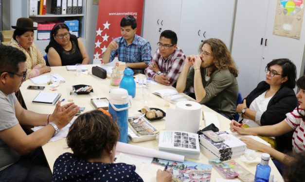 Representantes de las juntas vecinales de La Paz visitan la FRAVM