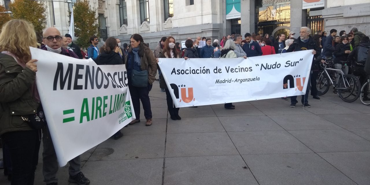 Varios cientos de personas se manifiestan en defensa de Madrid Central