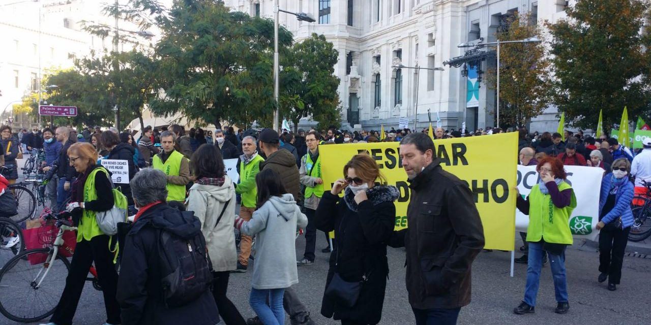 Varios cientos de personas se manifiestan en defensa de Madrid Central