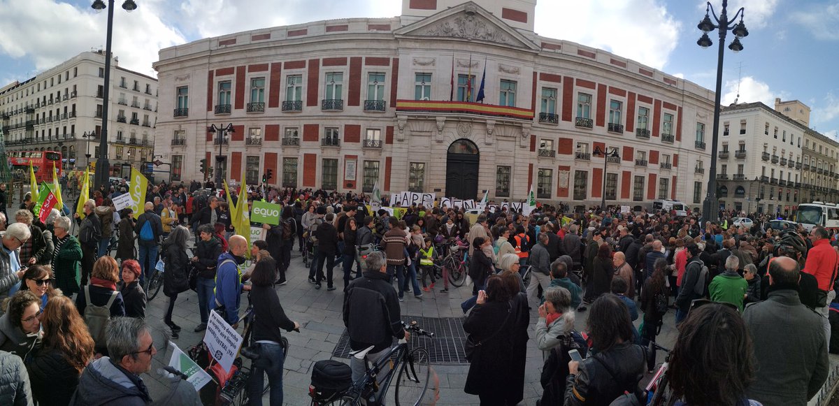 Varios cientos de personas se manifiestan en defensa de Madrid Central