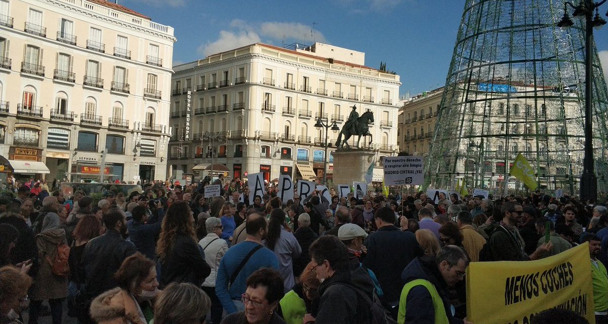 Varios cientos de personas se manifiestan en defensa de Madrid Central