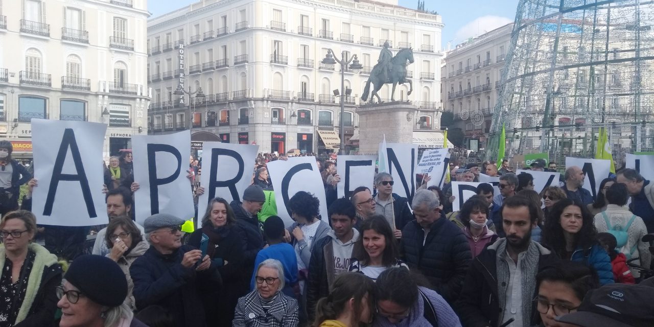 Varios cientos de personas se manifiestan en defensa de Madrid Central