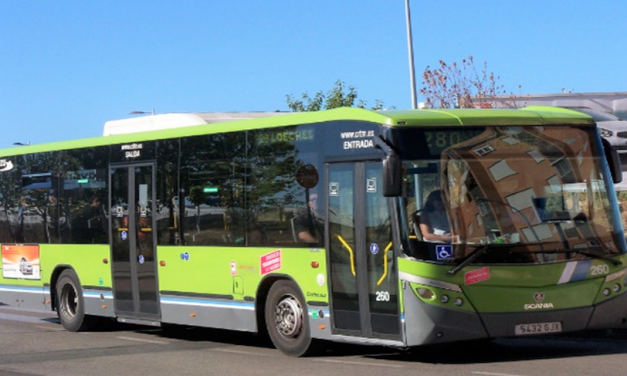 La vecindad de Mejorada, harta de soportar atascos diarios, exige un transporte público del siglo XXI