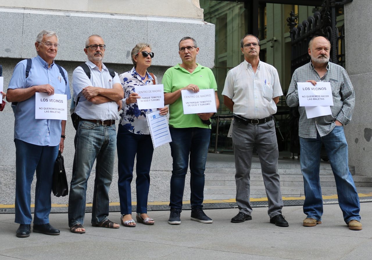 Pisos turísticos: “Sr. Almeida, el problema es que usted tiene las competencias pero no las ejerce”