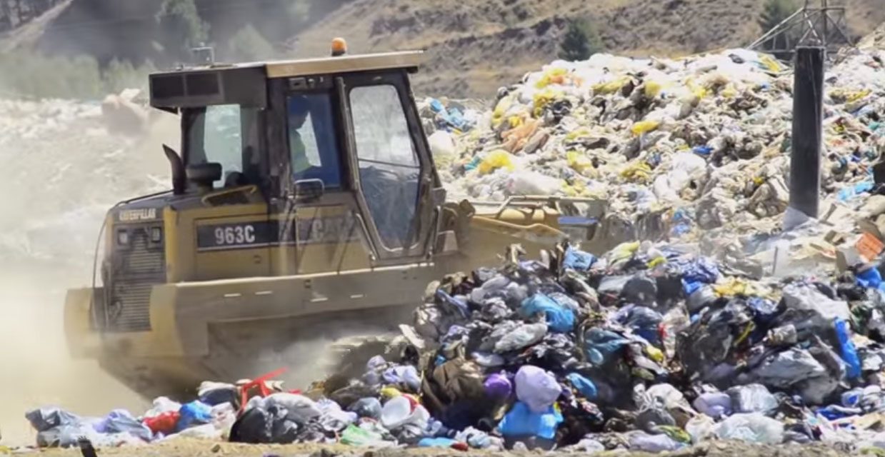 La Asociación Vecinal PAU Ensanche de Vallecas “no permitirá” el traslado a Valdemingómez de la basura del vertedero de Alcalá