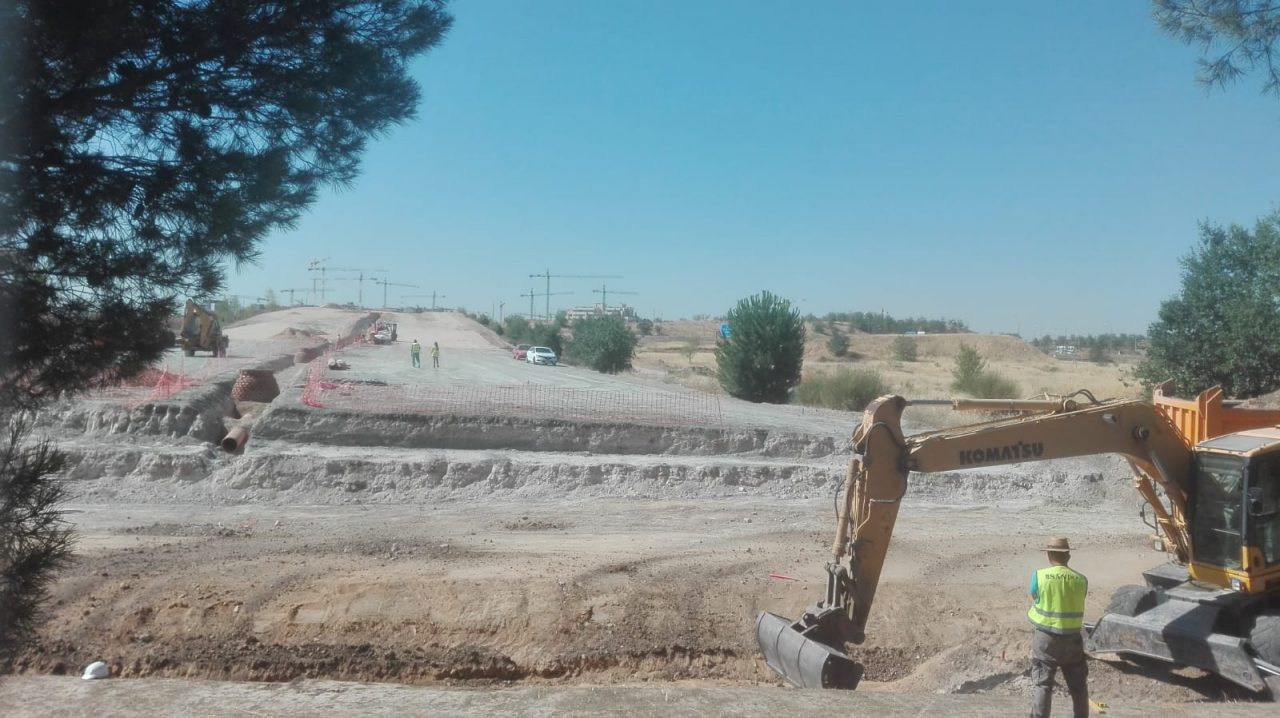 Arrancan las obras de la mayor superficie comercial de Madrid, para sorpresa y temor de la vecindad de Coslada