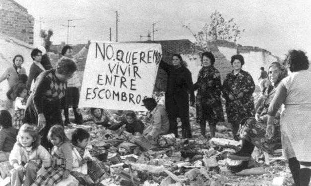 La exposición sobre los 40 años de historia de la FRAVM viaja a Galapagar