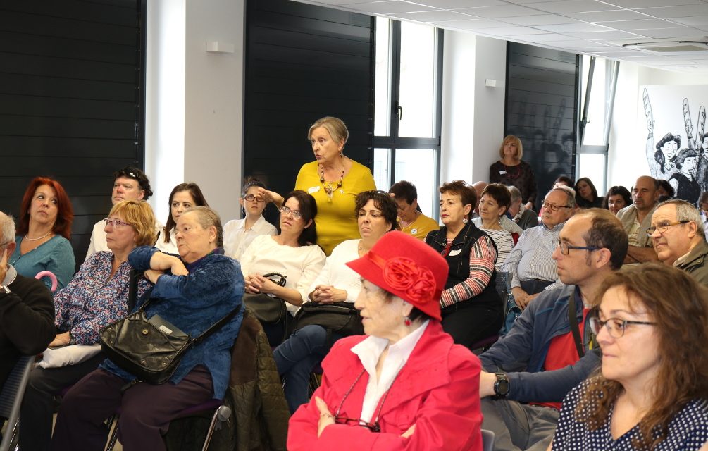 La FRAVM celebra su 42º aniversario con un homenaje a las mujeres del movimiento vecinal