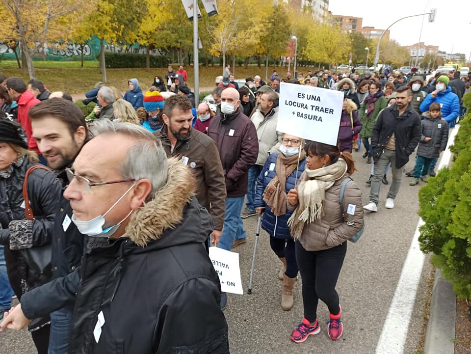 La FRAVM solicita la suspensión inmediata de la llegada de más basura a Valdemingómez ante la ausencia de documentación que la ampare
