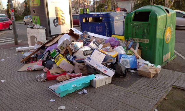 Las asociaciones vecinales de Leganés solicitan una reunión con el alcalde para abordar el deterioro de la limpieza viaria y la recogida de basura