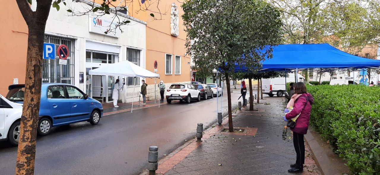 Rechazo rotundo al cierre de uno de los centros de salud de Vallecas clave en la lucha contra el Covid-19