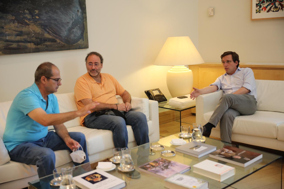 La FRAVM pide a Almeida que se haga cargo cuanto antes de la ayuda alimentaria que prestan las redes vecinales