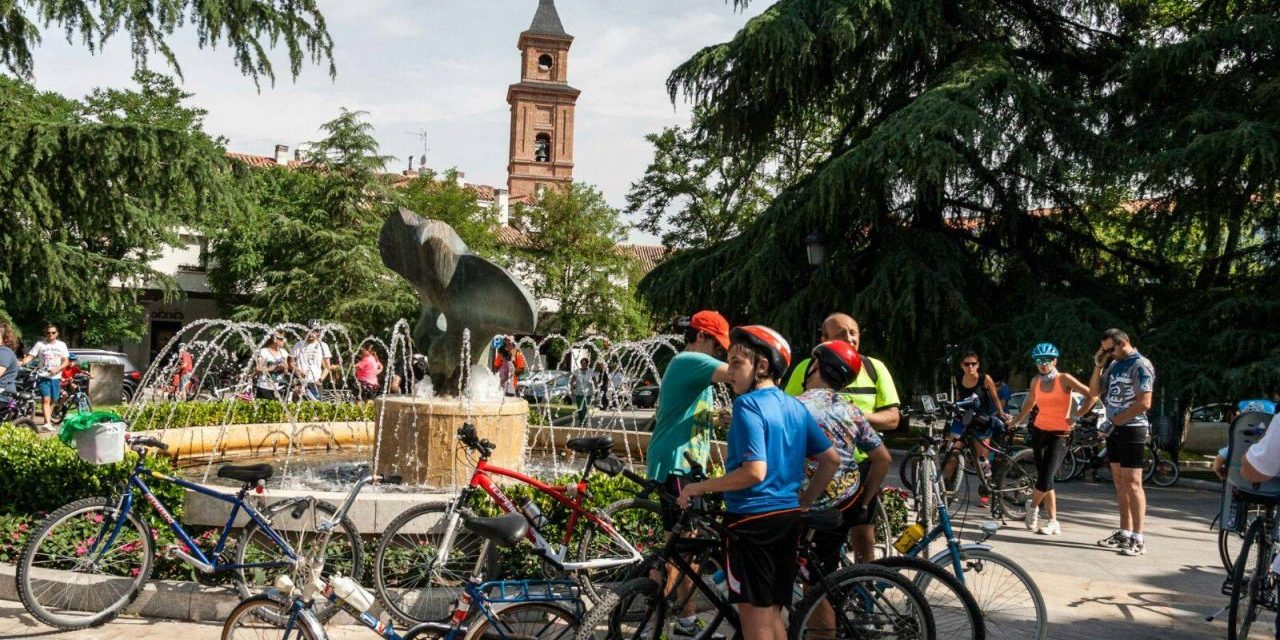 Colectivos vecinales de Barajas y San Blas piden no responder a la violencia con violencia