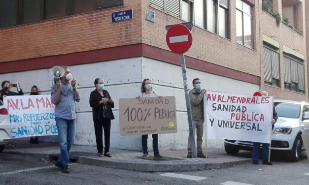 Una cadena de pancartas por la sanidad pública tratará de unir el Gobierno regional con la Consejería de Sanidad