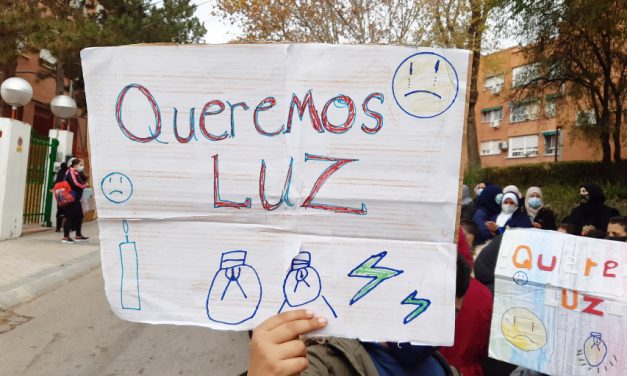 Dos marchas atravesarán Cañada Real este domingo para exigir luz para todo el barrio