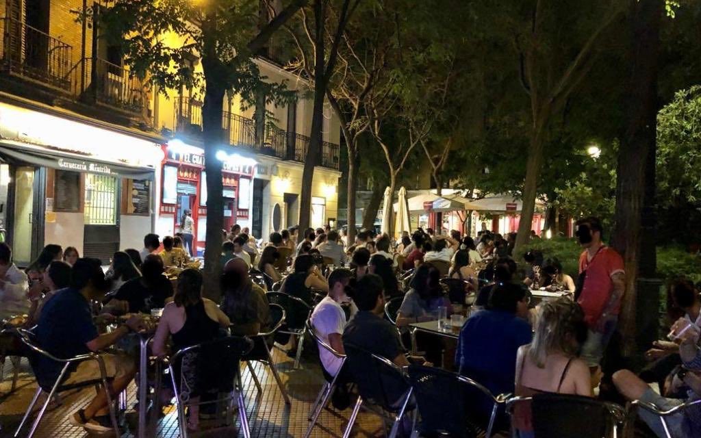 La FRAVM pide acabar con el uso abusivo de las “declaraciones responsables” en las actividades de restauración y ocio