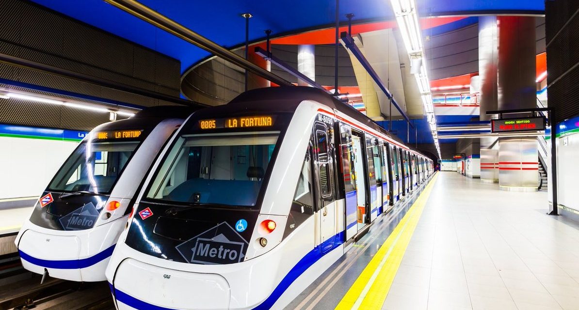 La Asociación Vecinal de Carabanchel Alto denuncia una reducción de los vagones de los trenes de la Línea 11 de Metro