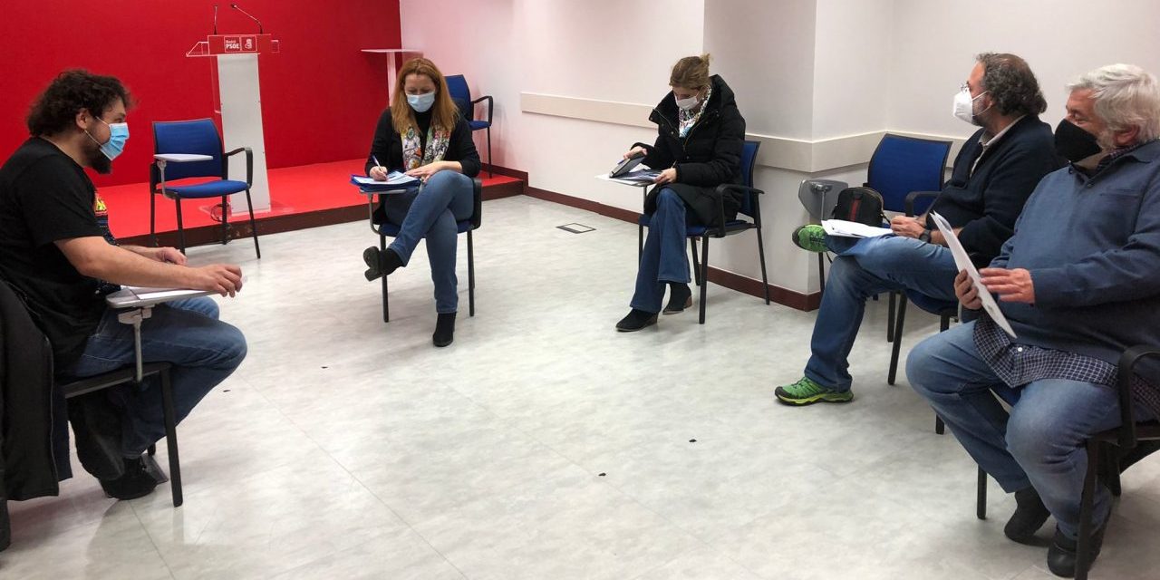 La FRAVM cierra su ronda de presentación de sus propuestas vecinales ante las elecciones del 4M con un encuentro con Hana Jalloul (PSOE)