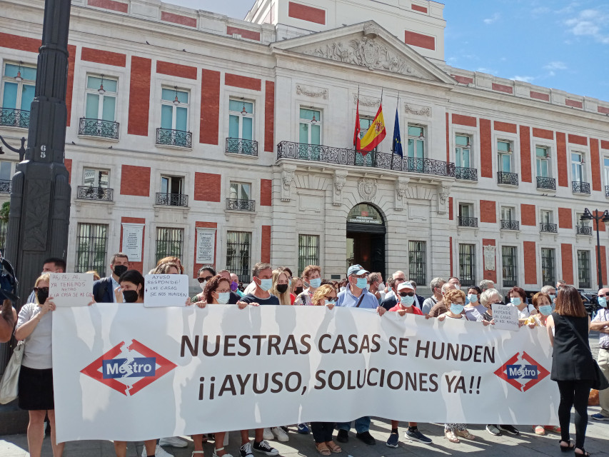 Las familias afectadas por el Metro en San Fernando de Henares piden un “plan integral de intervención y realojo” para sus viviendas