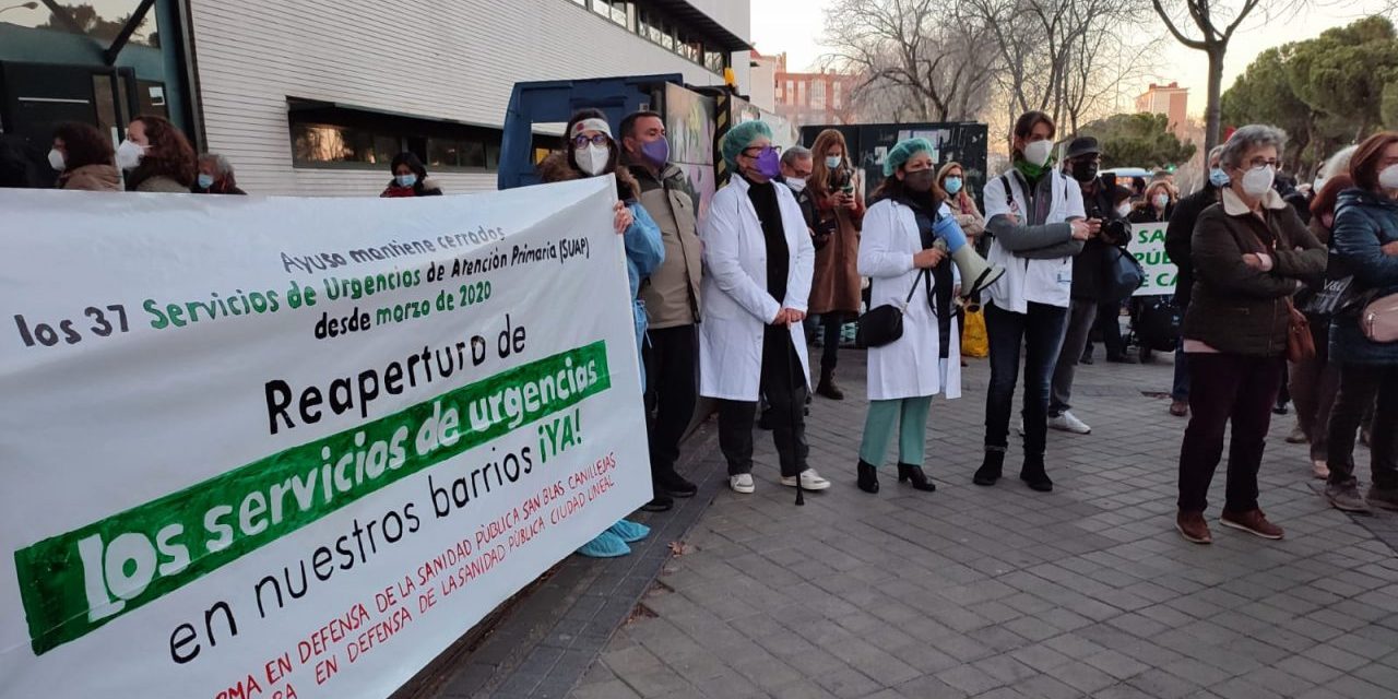 Galería de imágenes de una semana de concentraciones por la reapertura de las Urgencias de Atención Primaria