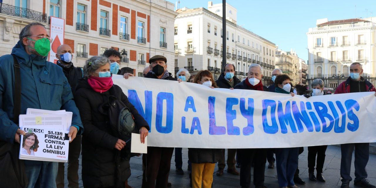 Más de 50.000 firmas ciudadanas para que no se tramite la Ley Ómnibus del Gobierno de Díaz Ayuso