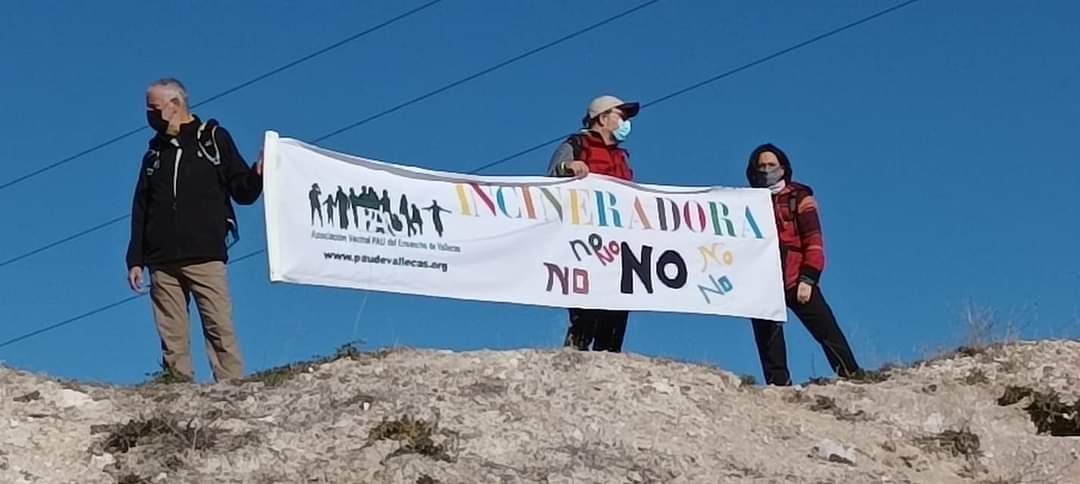 Medio millar de personas denuncia la mala gestión de la incineradora de Valdemingómez y exige su cierre