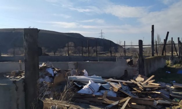 Varios cientos de personas dan vida a las marchas por la recuperación del Manzanares Sur