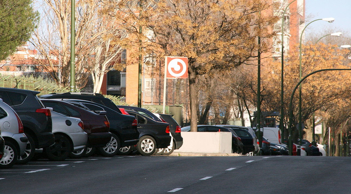 Asociaciones de Carabanchel y Latina piden a la ministra de Transportes el cambio de nombre de la estación de tren de Fanjul
