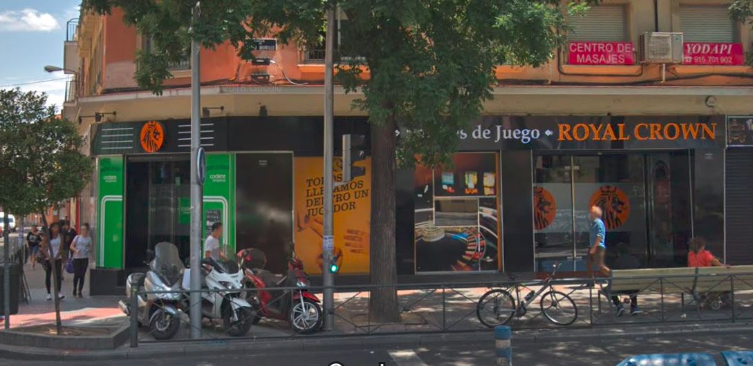 El decreto sobre el juego, un pequeño avance que no resuelve el problema actual de las zonas saturadas de locales de apuestas