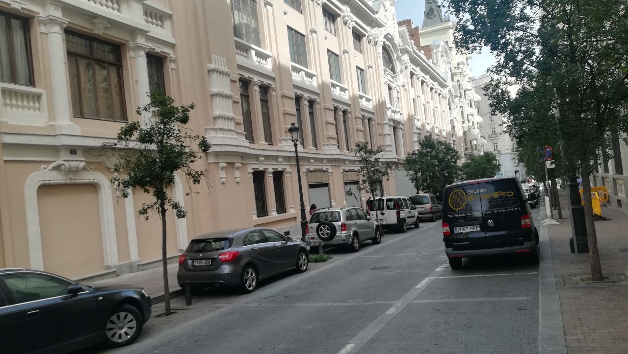 Rechazo vecinal a convertir el Edificio Medinaceli en Centro Memorial de las Víctimas del Terrorismo