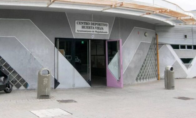 La vecindad de Majadahonda acude al Defensor del Pueblo para defender la piscina de Huerta Vieja