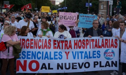 Las asociaciones vecinales denuncian el desastroso inicio del nuevo modelo de urgencias extrahospitalarias